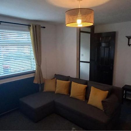 6-Min Walk To New Cross Parking Long Stay Discounts Wolverhampton Eksteriør billede
